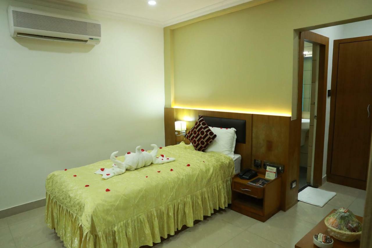 Hotel Rohini International Kallar  Exterior photo